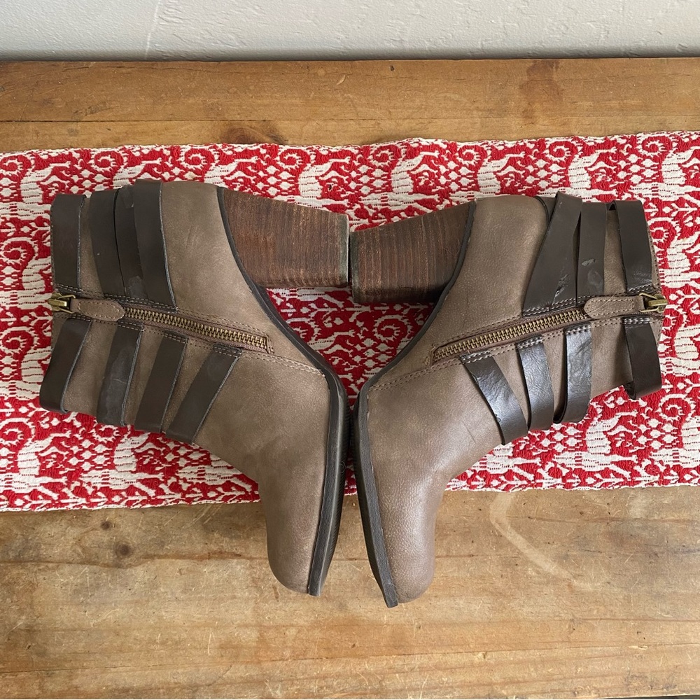 MADDEN GIRL Strappy Brown Heeled Booties - Picture 5 of 12